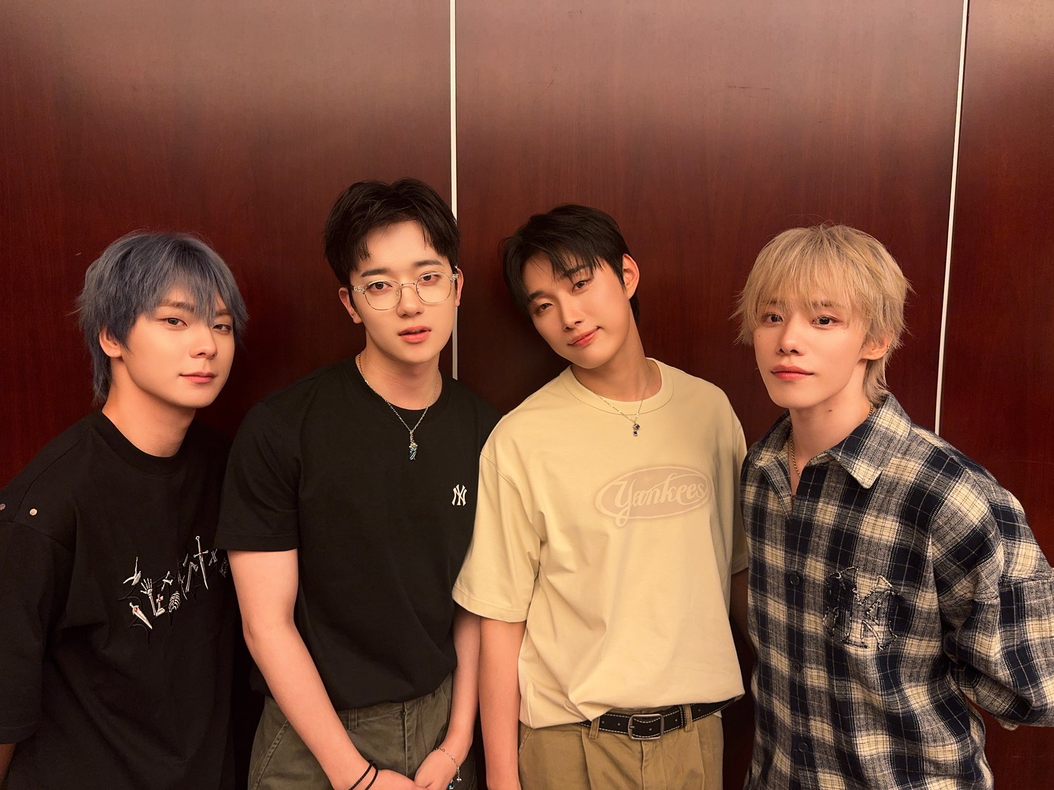 OMEGA X ジェハン 재한　omegax OMEGA X ジェハン 재한 omegax OMEGA X 재한 ジェハン omegax