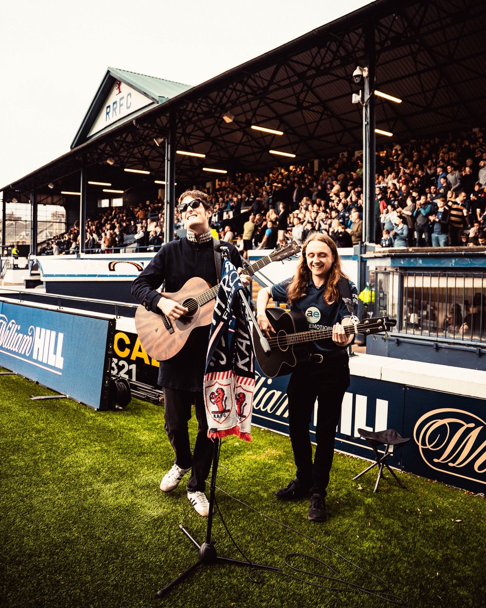 Shambolics tweet media