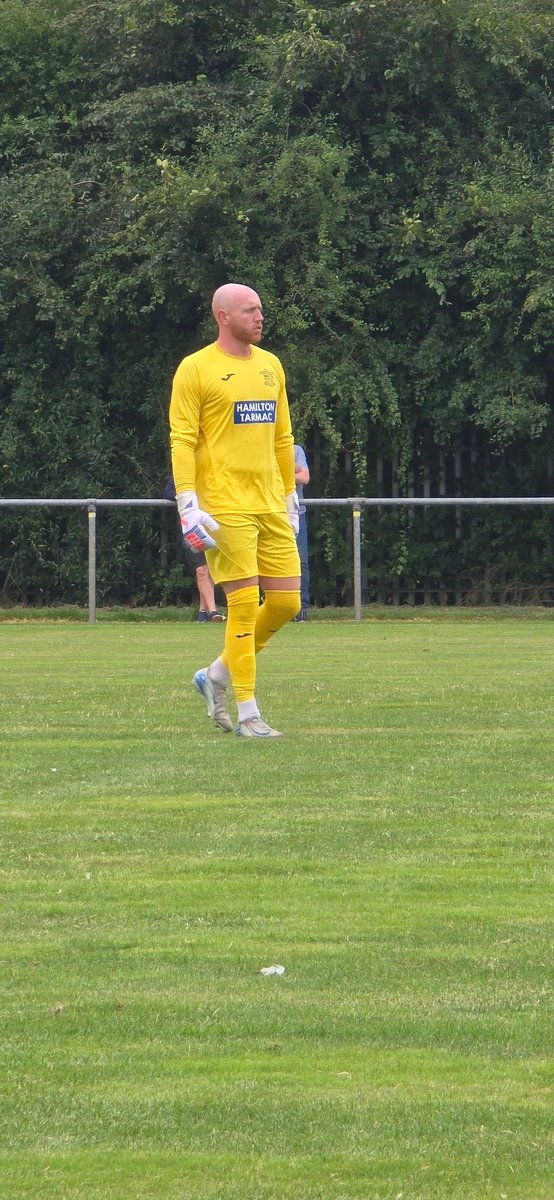OfficialWoSFL's tweet photo. Almost a second for @RenfrewFC but its a big save from Martin McDonald to keep it 1-0 to the home side.
Renfrew 1 v 0 @HurlfordUtd #woslive https://t.co/VDBmu0Pqn7