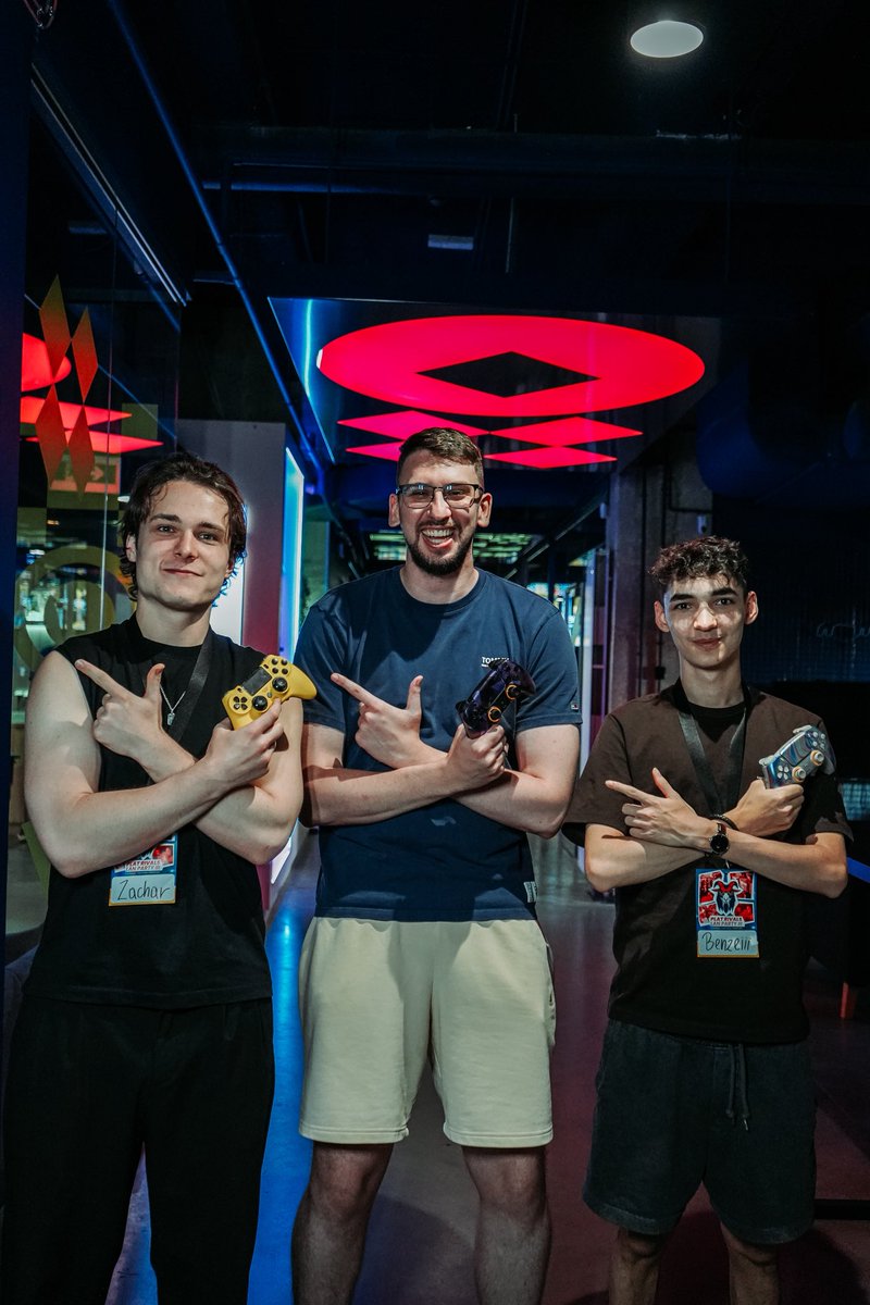 PLATRivals's tweet image. ✨ Huge thanks to @ScufGaming for your support and partnership at PLATRIVALS LAN Party III! 🔥
Once again, we could count on your passion and dedication to gaming  you brought even more energy and professionalism to the event. 🎮💥
 @benzeiiii  @roocket__  @ZacharCBA