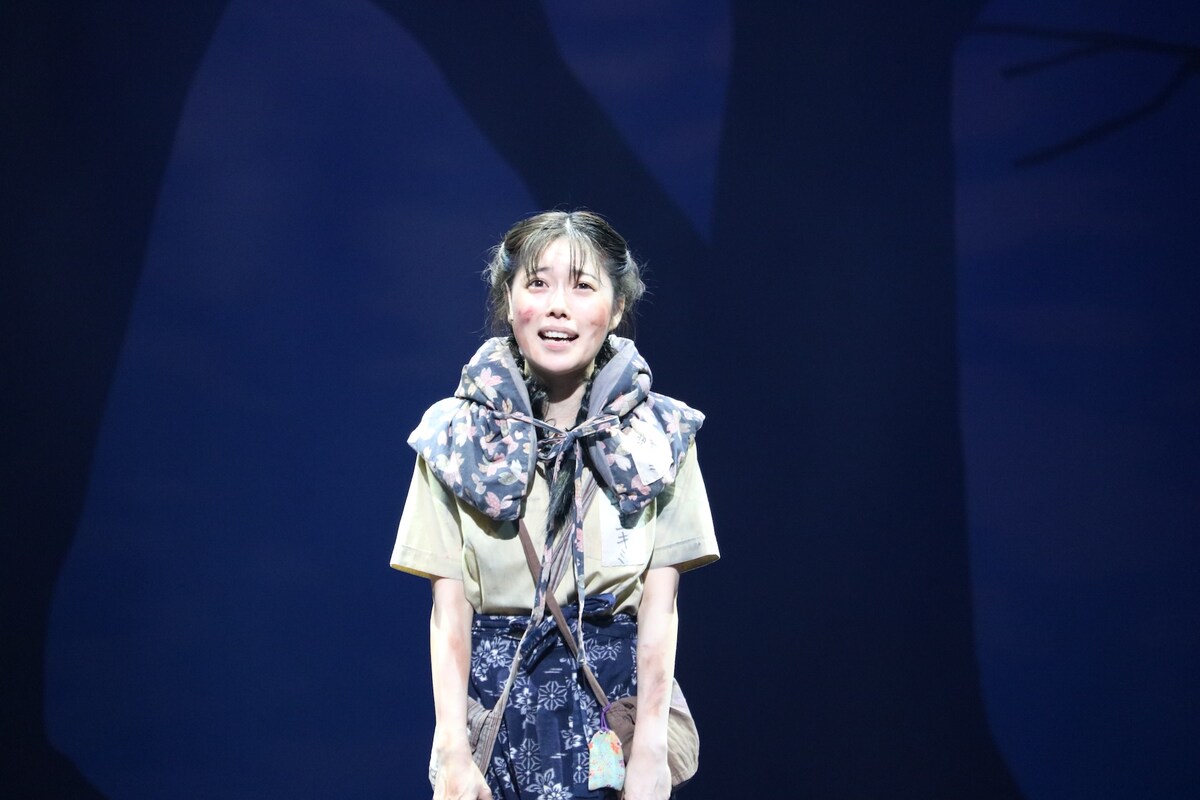 stage_natalie's tweet photo. ミュージカル座創立30周年 ミュージカル「ひめゆり」明日まで（舞台写真 / コメントあり）
https://t.co/qGoB9s6jjM https://t.co/NO4qYNYfzb