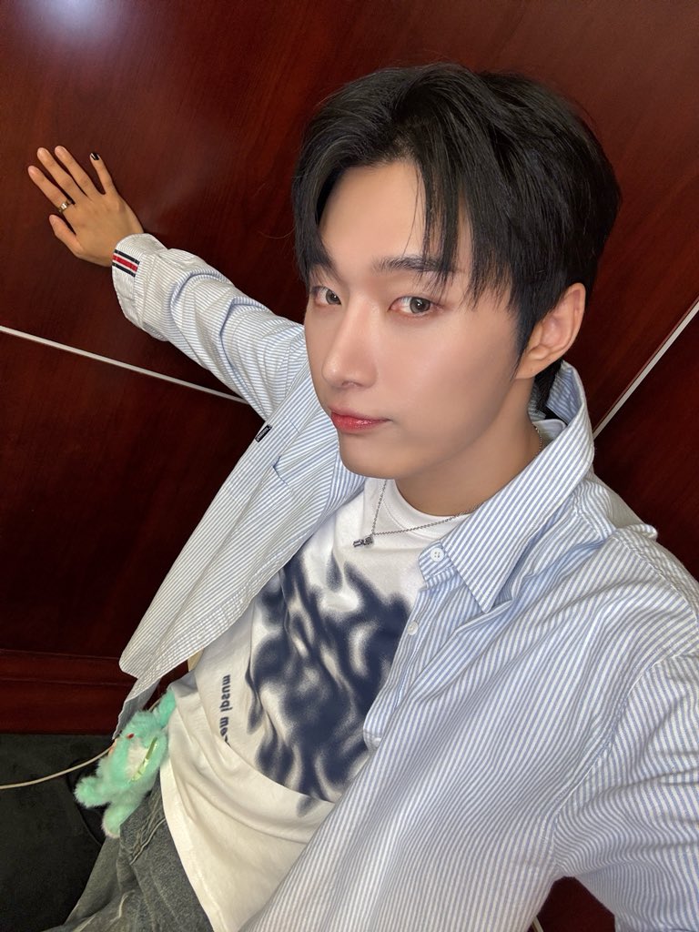 OmegaX_members's tweet photo. [#OX]

진짜 재밌었다 광저우!

#OMEGA_X #오메가엑스
#재한 #JAEHAN https://t.co/FslcwjTV3a