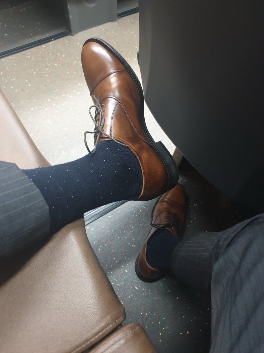 Scimsk's tweet photo. Suit socks https://t.co/nK8RazY263
