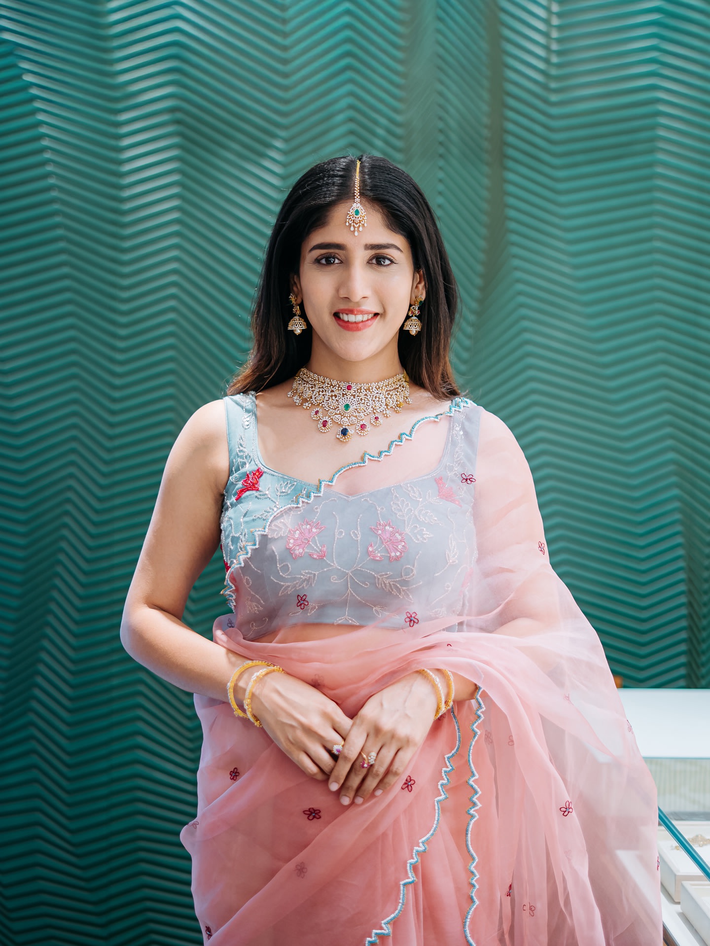 GzCiSq6a8AE-n7m?format=jpg&name=large