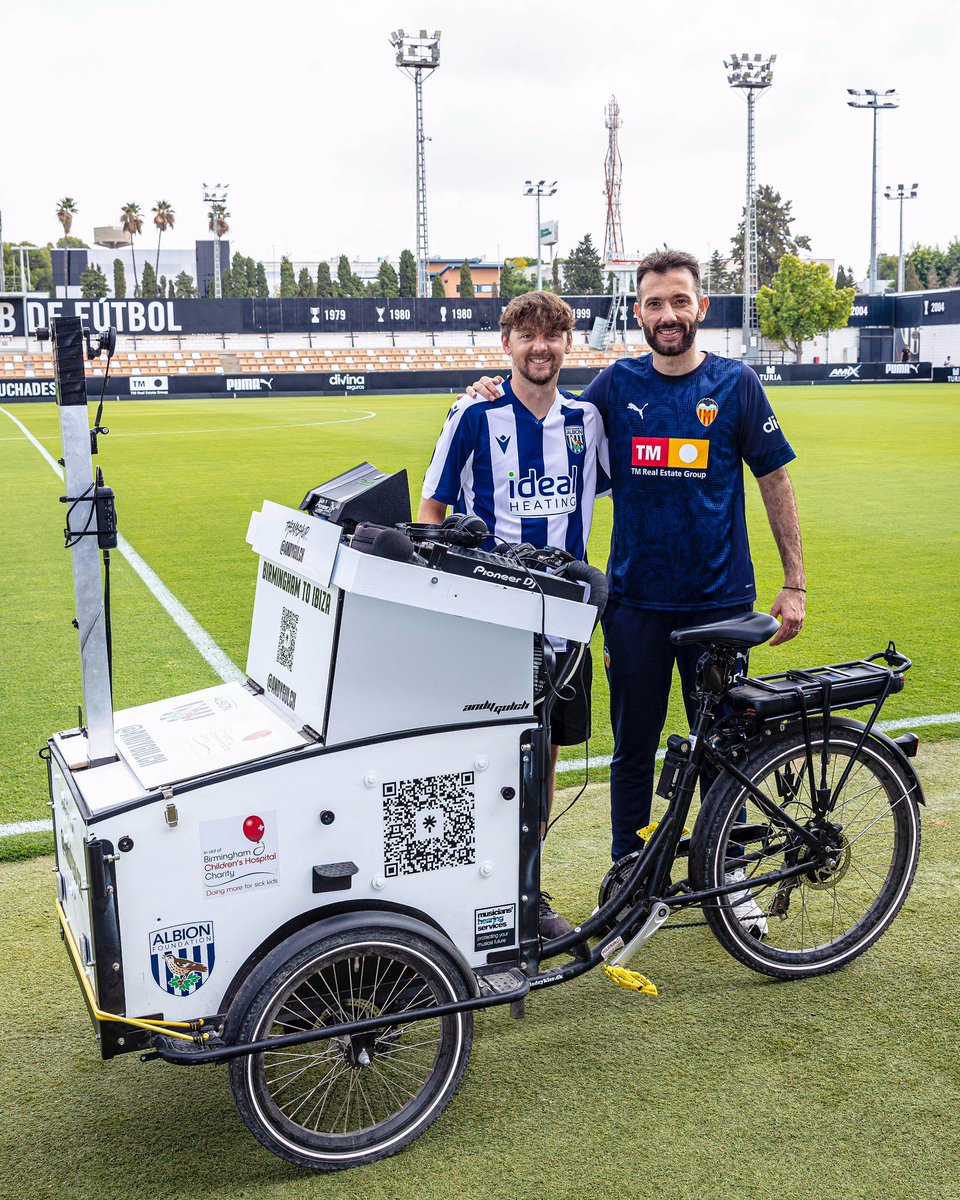 DJ Andy Gulch (@djandygulch) on Twitter photo Big thank you to <a href="/valenciacf/">Valencia CF</a> and <a href="/CarlosCorberan/">Carlos CorberΓ‘n</a> for inviting me into the training ground as part of the ride to Ibiza. They couldnβt have been more welcoming and was a great experience to go behind the scenes with Carlos and the staff. <a href="/valenciacf_en/">Valencia CF</a> #valencia #wba Big thank you to <a href="/valenciacf/">Valencia CF</a> and <a href="/CarlosCorberan/">Carlos CorberΓ‘n</a> for inviting me into the training ground as part of the ride to Ibiza. They couldnβt have been more welcoming and was a great experience to go behind the scenes with Carlos and the staff. <a href="/valenciacf_en/">Valencia CF</a> #valencia #wba
