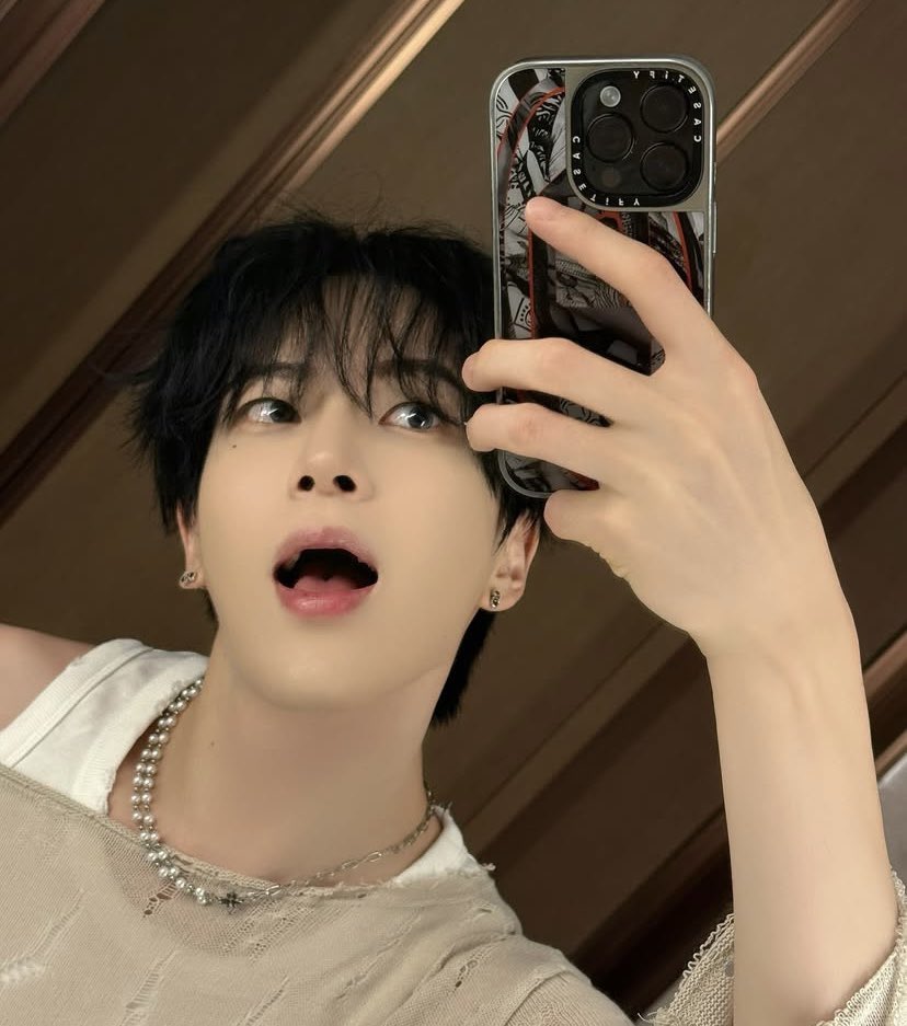 luminix_zzunjun's tweet image. Junhyuk IG Update! ིꨄ #junhyuk #polarix #fanmeet #changsha #zzunie #junjun #luminix #igupdate #junjunsecretadmirer #fyp