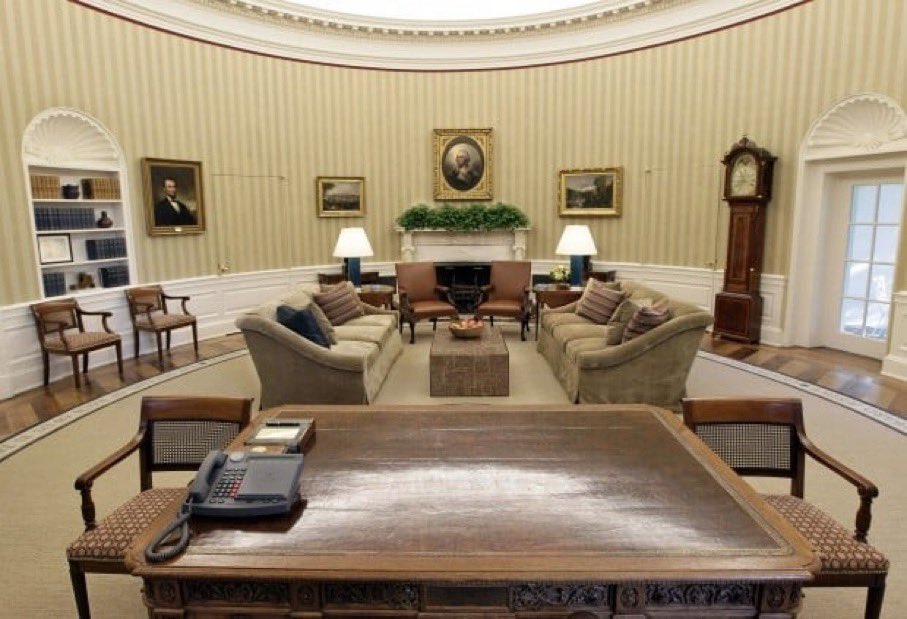 niceblackdude's tweet image. LEFT: Obama’s Oval Office.
RIGHT: Trump’s Oval Office.

Obama’s looks soulless, cold, and neglected. An embarrassment. Trump’s looks classy, honorable, and presidential. Something to be proud of!