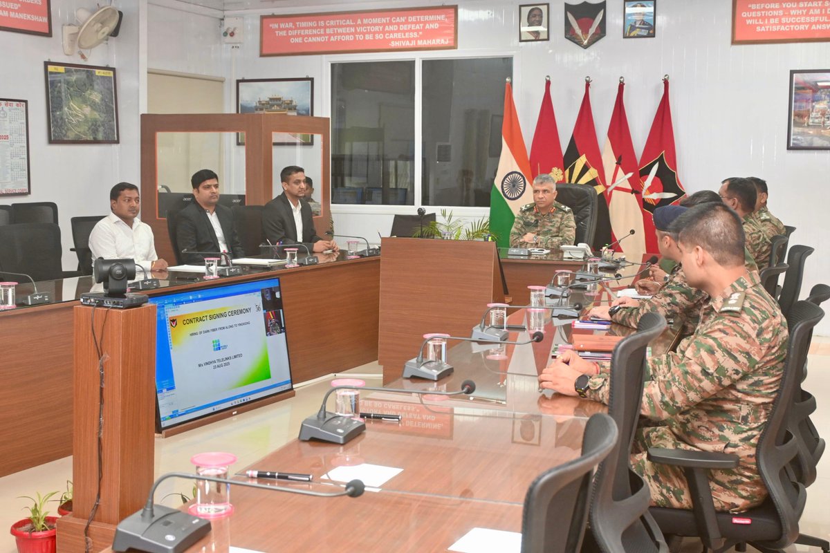Spearcorps's tweet photo. Boosting forward-area connectivity in #ArunachalPradesh
#SpearHeadDiv under #SpearCorps inked a pilot contract with M/s VTL Pvt Ltd (23 Aug 25) for hiring Dark Fibre in forward areas.
This Public–Private Partnership will ensure seamless ops & stronger #DigitalBorders.

#ArunachalPradesh के अग्रिम क्षेत्रों में कनेक्टिविटी को बढ़ावा #SpearCorps के अंतर्गत #SpearHeadDiv ने 23 अगस्त 2025 को M/s VTL Pvt Ltd के साथ डार्क फाइबर हेतु पायलट अनुबंध किया।
यह सार्वजनिक–निजी भागीदारी निर्बाध संचालन और मज़बूत #DigitalBorders सुनिश्चित करेगी।

@adgpi 
@easterncomd 
@MyGovArunachal  

Instagram - https://t.co/7HwkGsqGBk
Facebook -  https://t.co/BoR9jnoiSl