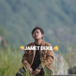 Arvense12's tweet photo. @nordboii @id_lgk mandi yg bersih, gosok gigi biar ga bau bawang🤣 https://t.co/sZbZWgbDH1