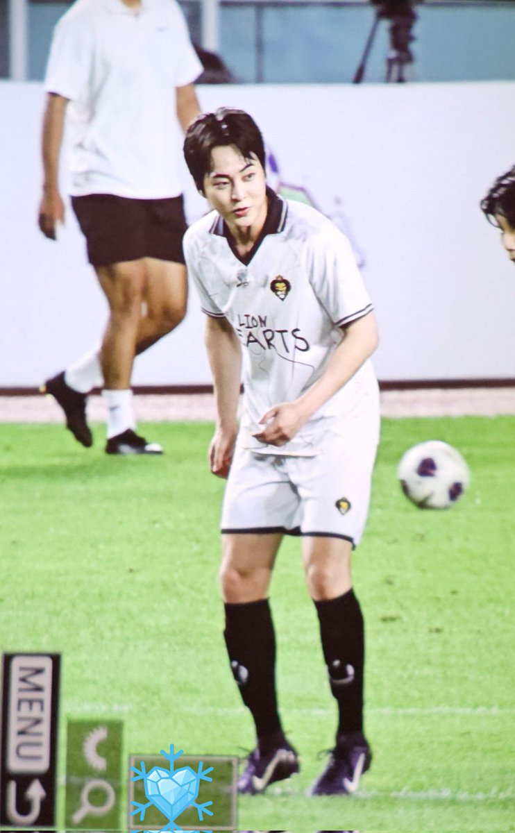 250823 preview

오랜만에 봐서 조앗더🥹

#XIUMIN #시우민