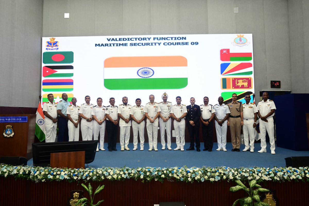 InNwc's tweet image. The 8-week Maritime Security Course (MSC 09) concluded with Valedictory Function at @InNwc. Officers from eight nations came together, forging bonds of cooperation & strengthening collaboration in #MaritimeSecurity & #GeoStrategy.
#MAHASAGAR #SecureSeas