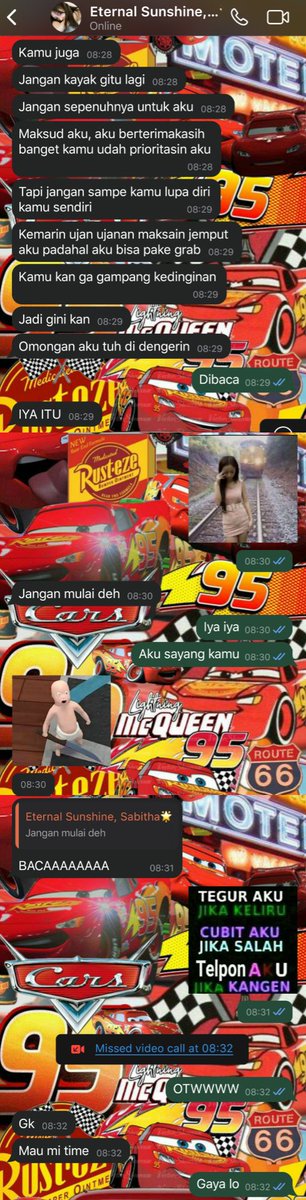 mortaslit's tweet image. The Whole World Stops And Stares For A While 'Cause, You're Amazing

   Kim Sunoo few tweets au