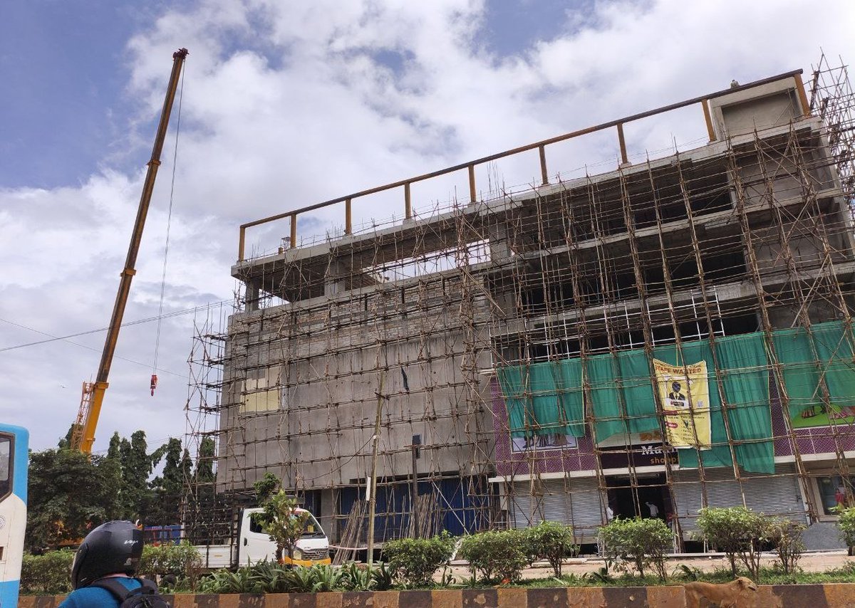 MrRANARAGA's tweet image. #HubliDharwad grabed 17th position as Fastest growing Tier 3 city .

1. #DharTi &amp;amp; #Bionest , Dream TBI Dhimans Incubation centre #Dharwad 
2. MARVE
3. SHREYA com 
4. AEQUES SEZ #DHARWAD 
5. NAIDECS #DHARWAD
6. INFOSYS AI reaserch centre with IIT &amp;amp; KLE 
#RaiseofNorthKarnataka