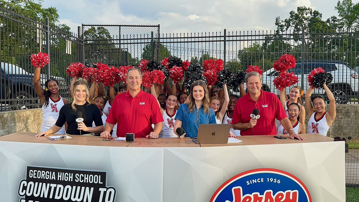 Friday nights in Alabama ➡️ Friday nights in Georgia 🏈

Had fun with the <a href="/scoreatlanta/">SCORE Atlanta</a> crew for the first pregame show! 

<a href="/MansellKaylee/">Kaylee Mansell</a> <a href="/RustyMansell_/">Rusty Mansell</a> <a href="/DawgNationDaily/">Brandon Adams</a>