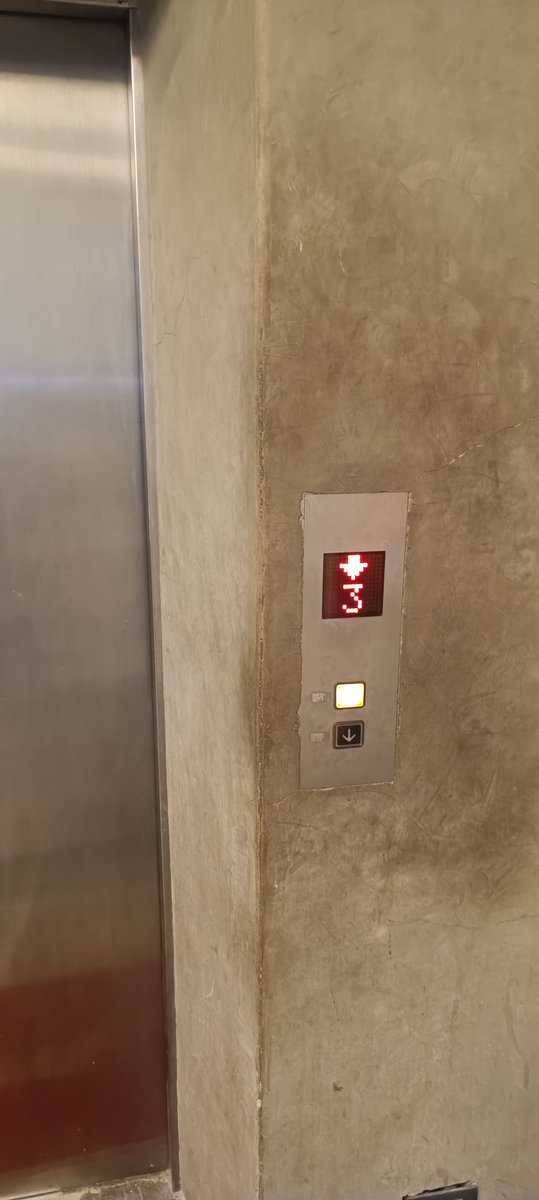 Spa_Snoop's tweet image. Arrived around 8 PM, took the elevator to the penthouse. Just asked the janitor and pressed the penthouse button. When I got there, three ladies were waiting at the counter. #SpaSnoop #SpaPH #SpaReview @NEWYORKSPA2