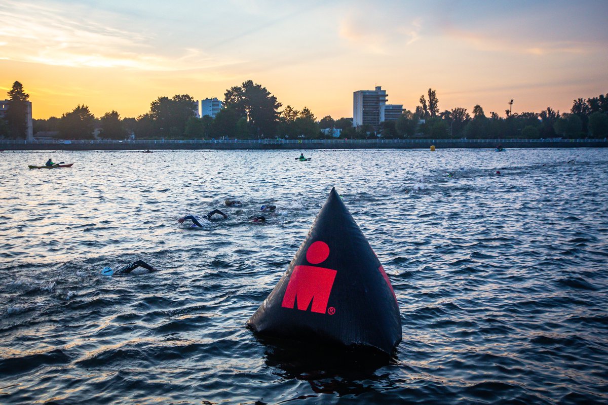 [#Triathlon] C'est officiel ! 🎉 L'IRONMAN Vichy, la course mythique revient en 2026. Préparez-vous à l'aventure ultime : 3.8km de natation, 180km de vélo et 42km de course à pied ! 🤩