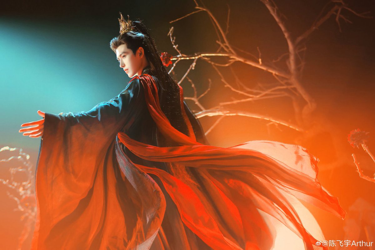 jayjaydonuts's tweet image. ChenFeiyu as Sima Jao 😇😻🐠

When destiny brings the demon

#ChenFeiyu #陈飞宇