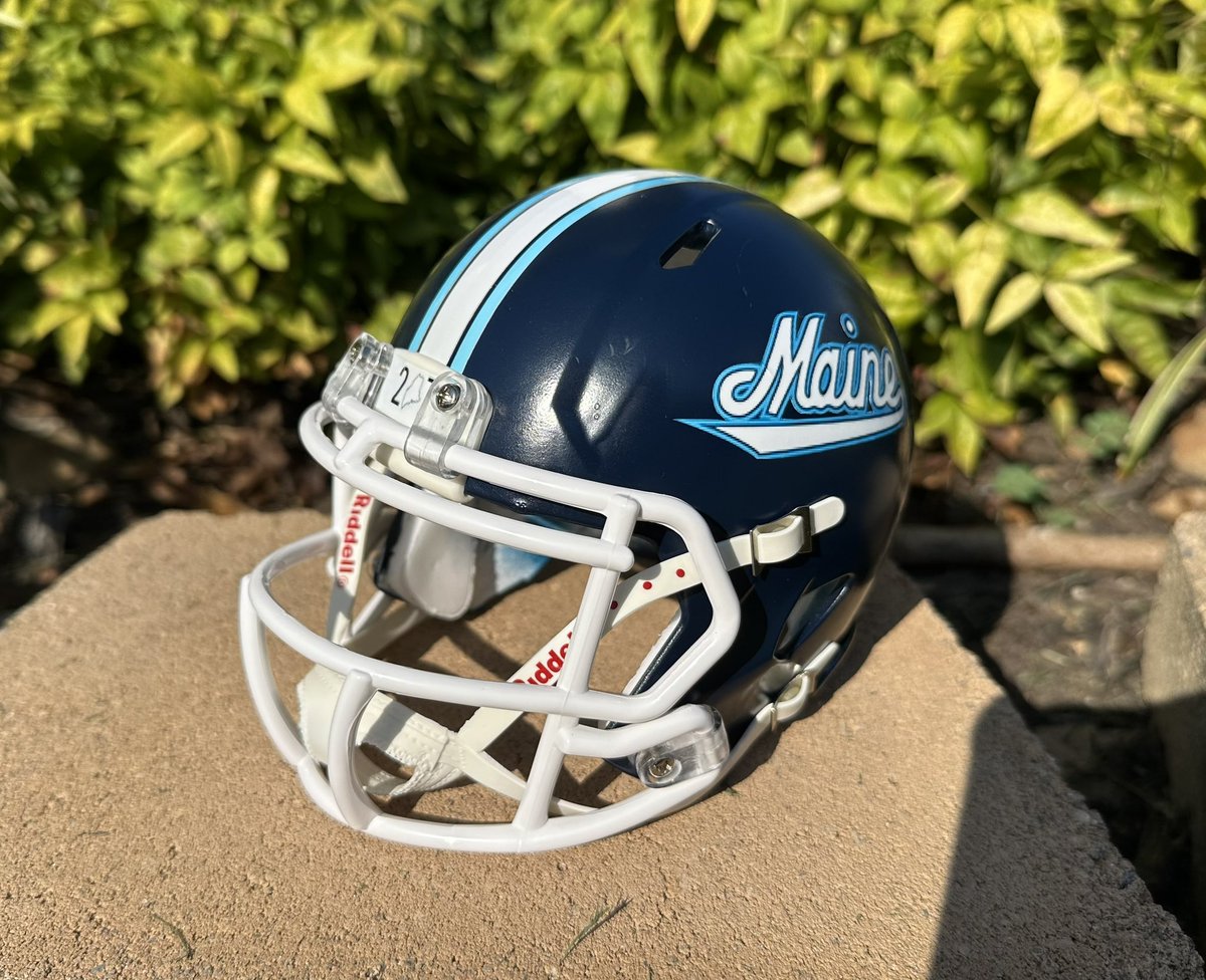 GarrettWhitford's tweet image. The newest addition to the @NCAA_FCS mini helmet collection, the Maine Black Bears @BlackBearsFB of the @CAAFootball conference.  I love Maine’s colors have been looking forward to making this one.  @FCSCheckDown @FCSFansNation @The__Bluebloods #makingminihelmets
