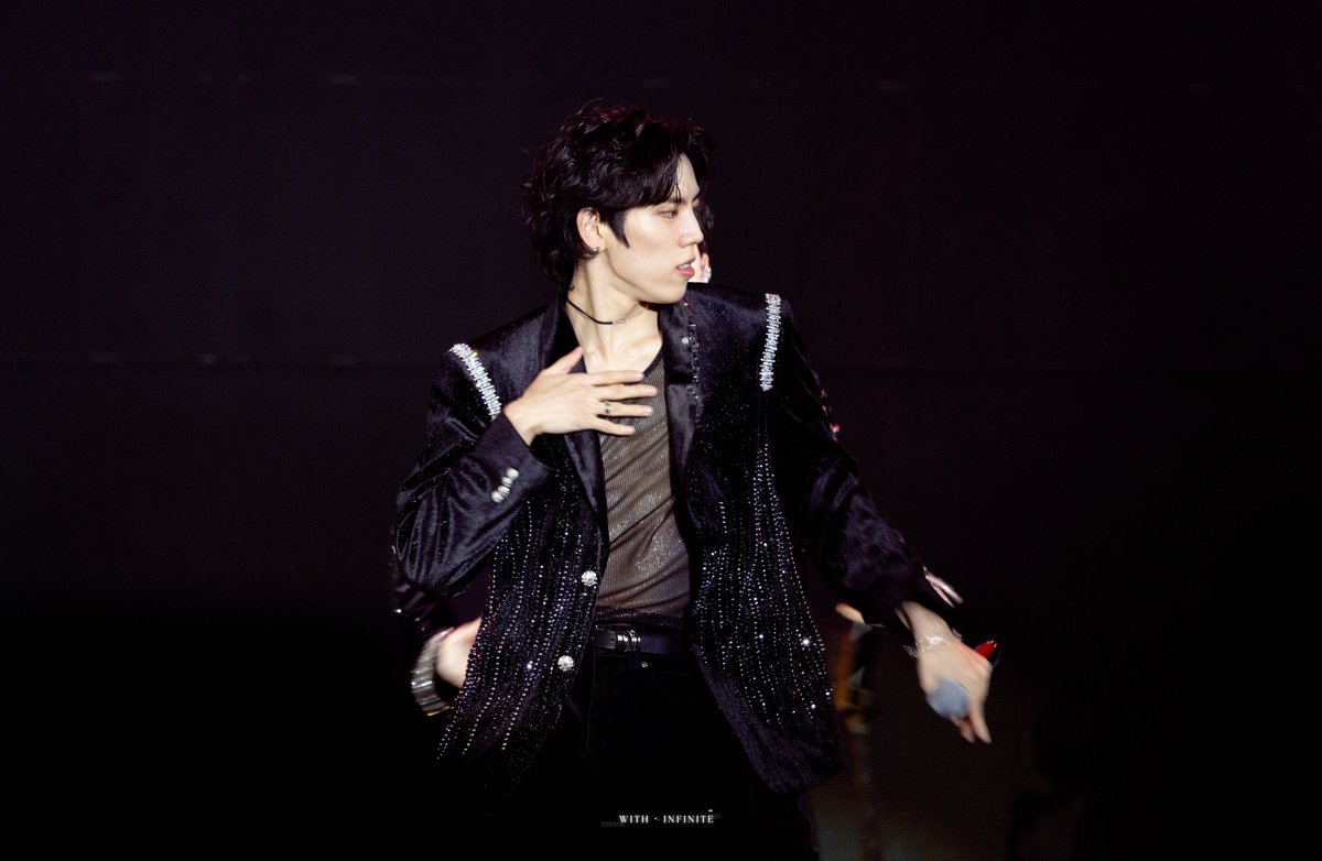 2024.12.21 • Limited Edition 🇹🇼 

🐿️

#infinite #인피니트 #SUNGKYU #김성규 #DONGWOO #장동우 #WOOHYUN #남우현 #SUNGYEOL  #이성열 #MYUNGSOO #김명수 #엘 #SEONGJONG #이성종  #inspirit #인스피릿 #LimitedEdition #LIMITED_EDITION_IN_TAIPEI