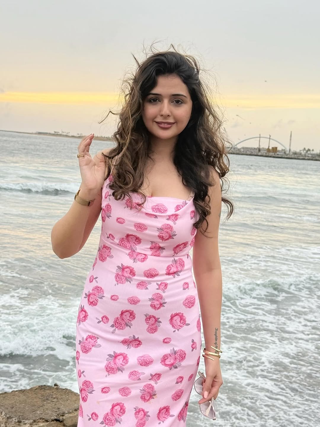 GzCsr_UbcAAtUQi?format=jpg&name=large