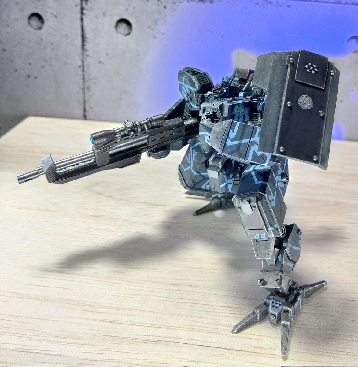 Milphoe's tweet image. やっとU-レクソン完成です！

U.S.N.海軍第11特殊機甲強襲連隊「ストライク ワイバーンズ」所属
ローラ・キンメル少尉搭乗機
#ストラクチャーアーツ
#フロントミッション