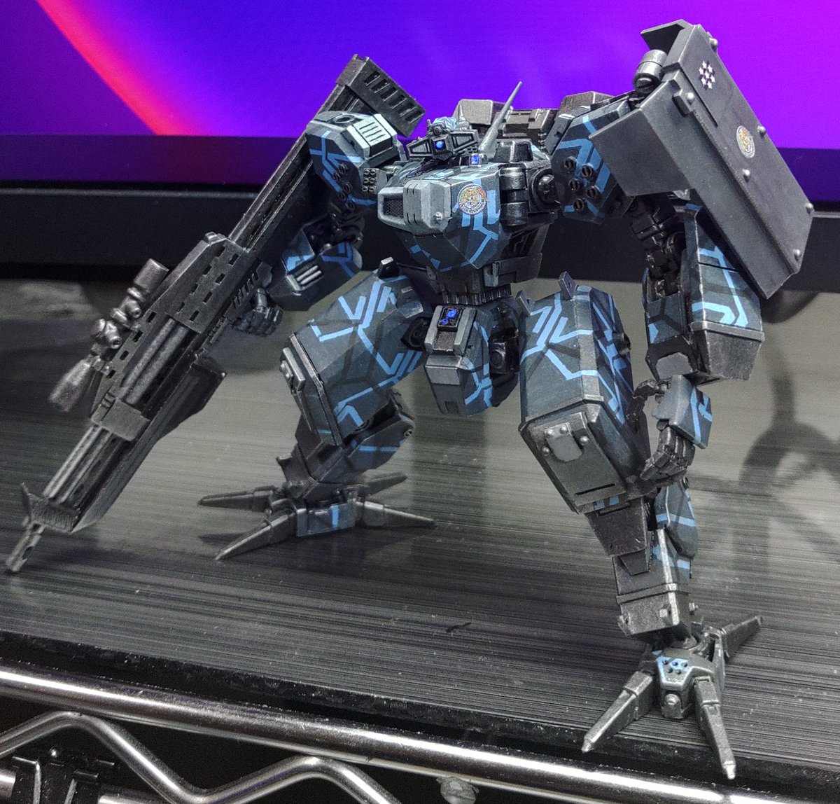 Milphoe's tweet image. やっとU-レクソン完成です！

U.S.N.海軍第11特殊機甲強襲連隊「ストライク ワイバーンズ」所属
ローラ・キンメル少尉搭乗機
#ストラクチャーアーツ
#フロントミッション