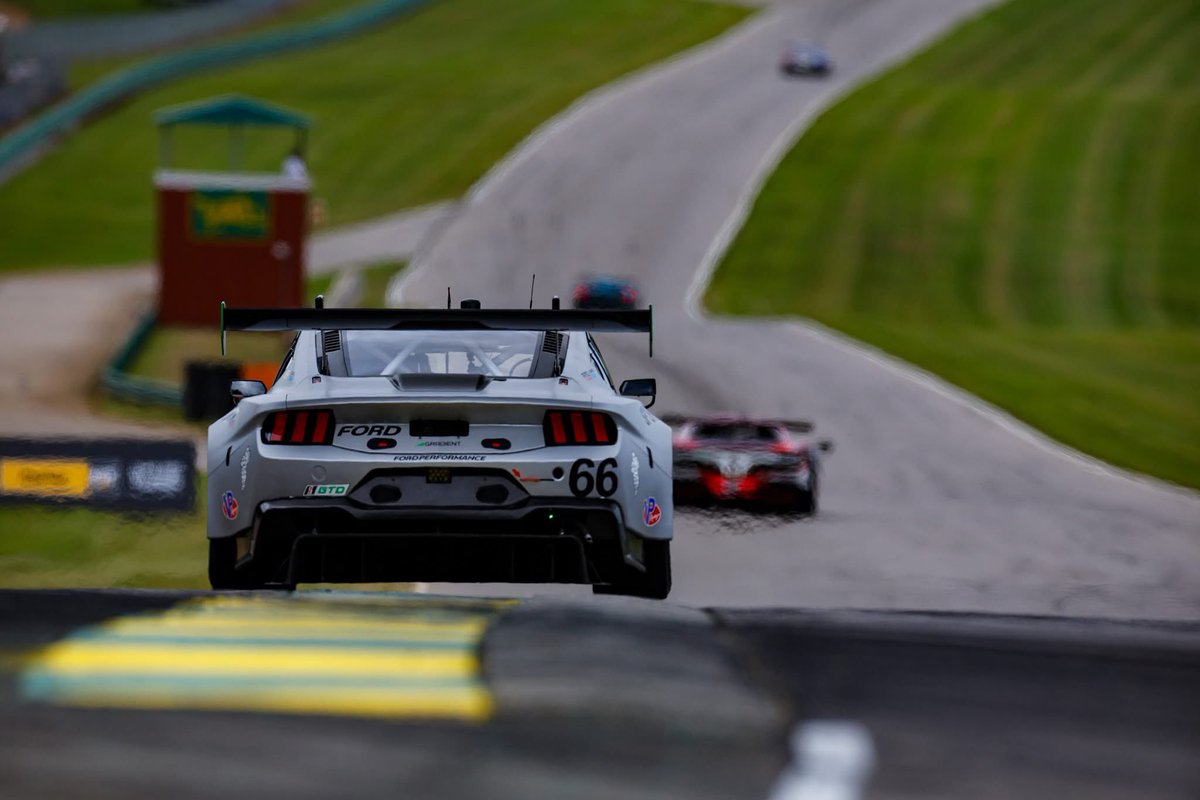 Virginia is for lovers, and we certainly love being at VIR 🤩 

Coming up on our Saturday schedule 🗓️ We've got Practice 2 at 10:35 AM, then it's a late afternoon Qualifying session at 4:55 PM ET.