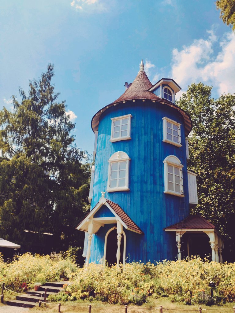 今年はこの辺におりまして。今年も暑すぎて箱になりけり。。ムーミンのフルネーム？正式名称？が「ムーミン・トロール」だということを初めて知った👀トロール👀