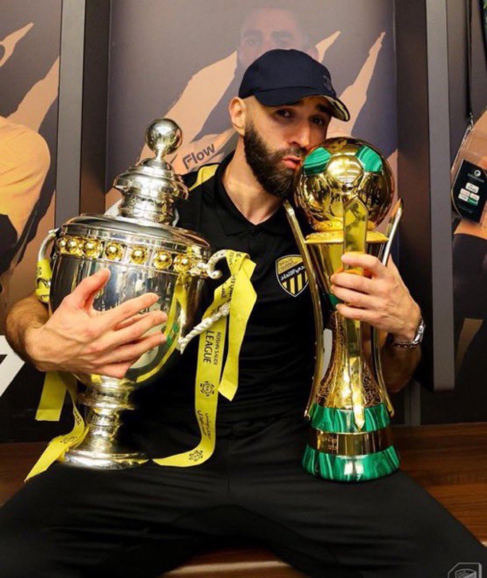 كريم بنزيما : الدوري والكاس 
كريستيانو : رونالدو