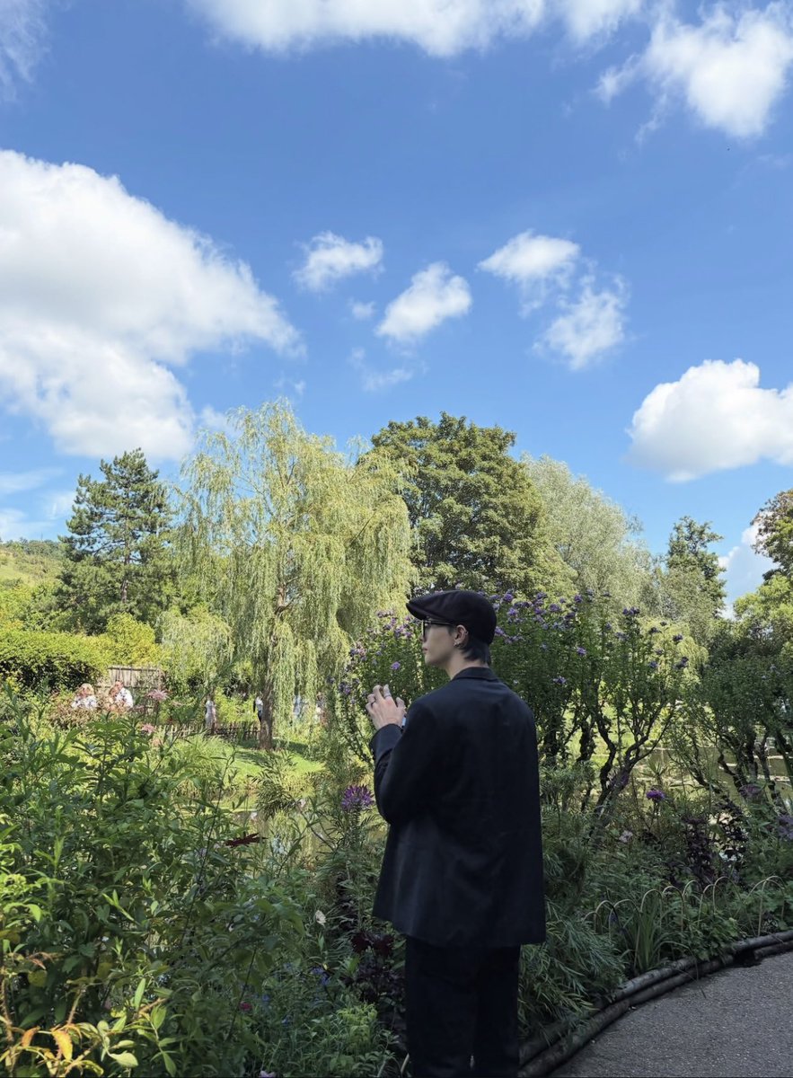 hyunjinpost's tweet image. hynjinnnn instagram update