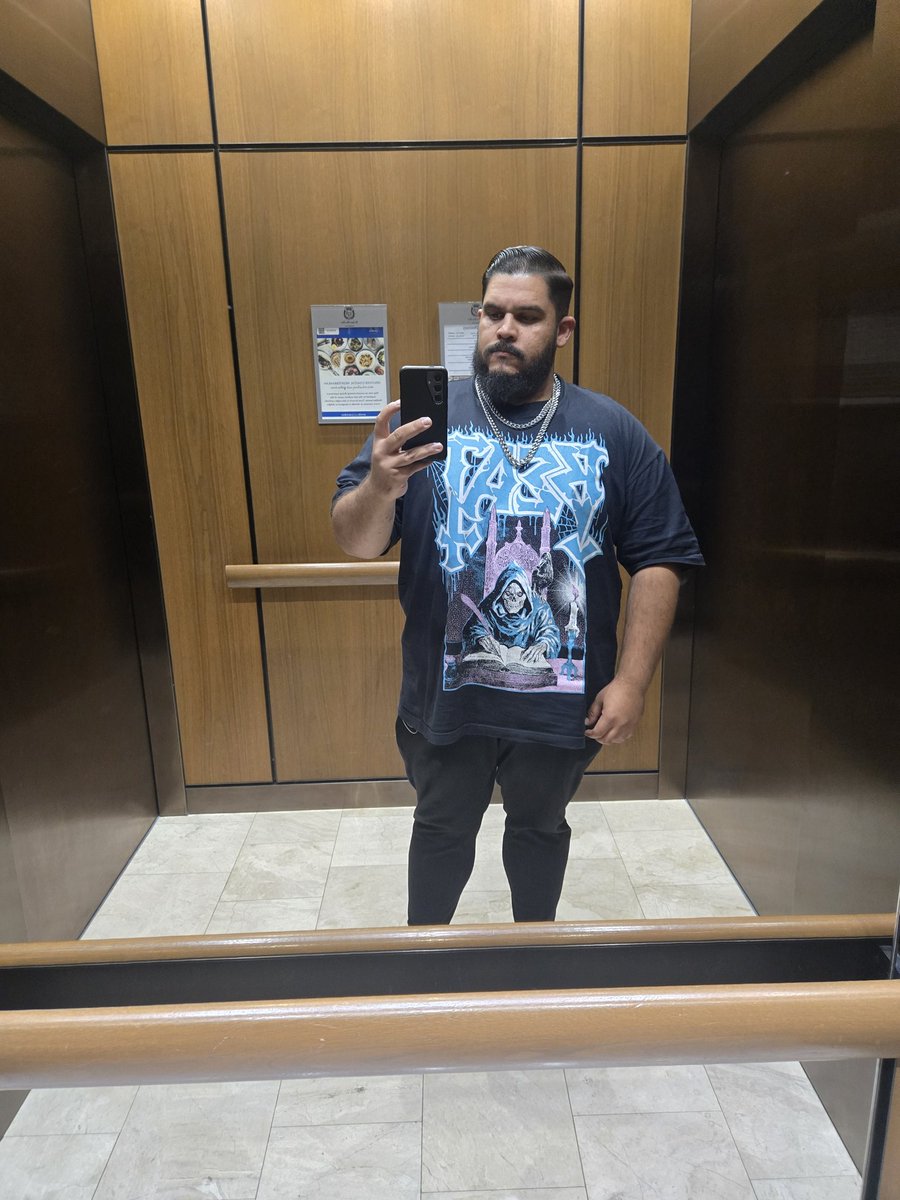 Gorilla figures out elevator for the first time