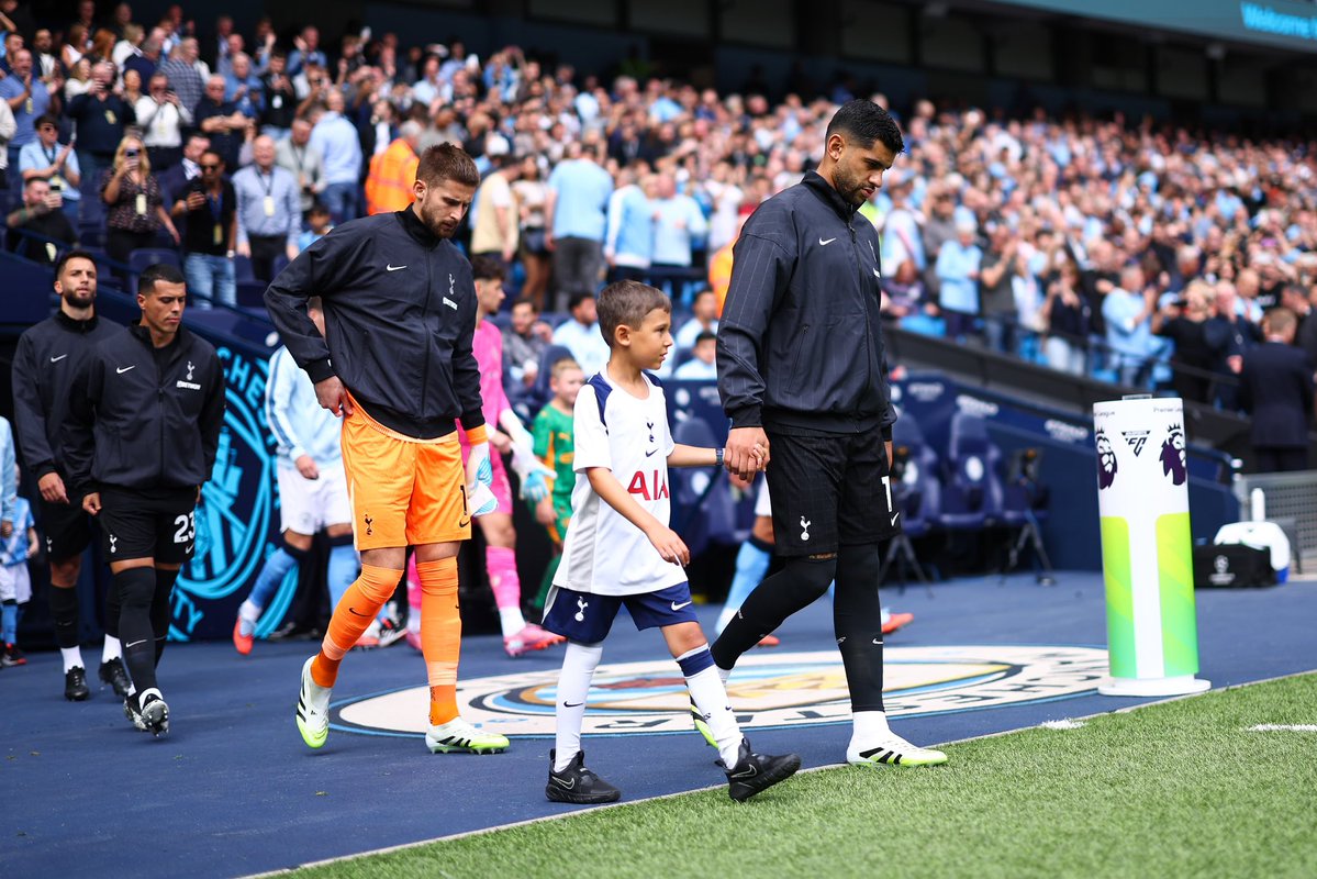 Cuti Romero (@cutiromero2) on Twitter photo A massive win away from home. This is only the beginning and we’ve got to keep working, but this is the right path.
All together, always <a href="/SpursOfficial/">Tottenham Hotspur</a> A massive win away from home. This is only the beginning and we’ve got to keep working, but this is the right path.
All together, always <a href="/SpursOfficial/">Tottenham Hotspur</a>