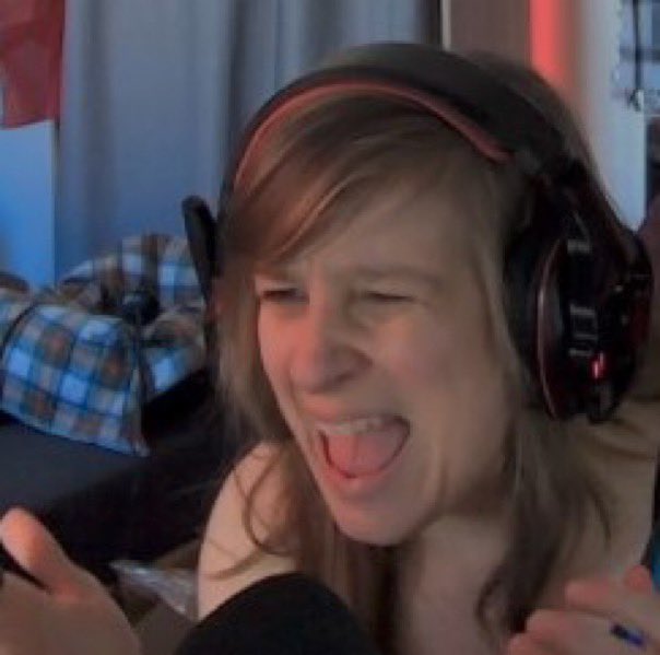 Wie ich reagier wen mein Onkel mit zwei Händen irgendwie den Daumen trennt. #sarahveganspace