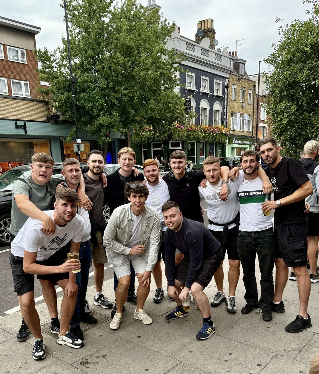 caleblufc's tweet photo. First away back , Arsenal https://t.co/JLYsQ6uUdH