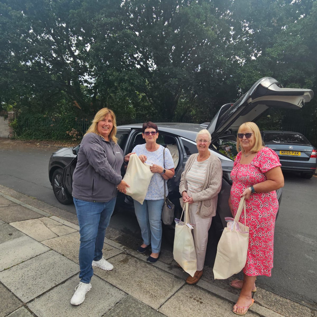 SI St Helens tweet media