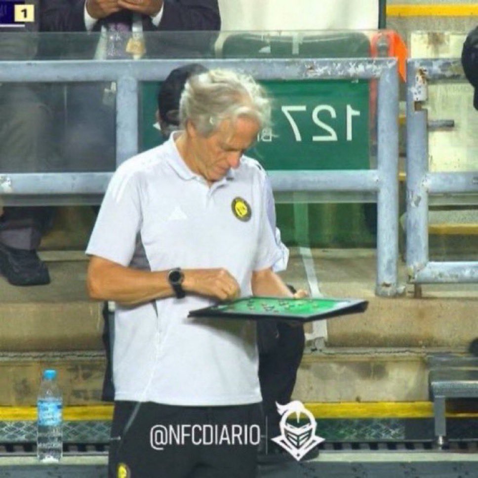 حوبة الهلاليين ماتتعداك يا سباك  #نهائي_كأس_السوبر_السعودي