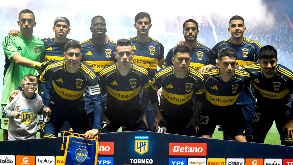LaRedondalp's tweet photo. #AHORA 🎙️ #EnVivo ⚽️ #Fútbol ⚽️
¡La #SuperTransmi de La Redonda! ⚽️
#TorneoClausura ⚽ Fecha 6
📌 #BOCA 🆚 #Banfield
📱 +549 221 524-2330
💻 https://t.co/J1sGuNTwrx
📻 100.3 #LaPlata https://t.co/4KIxxFCf8k