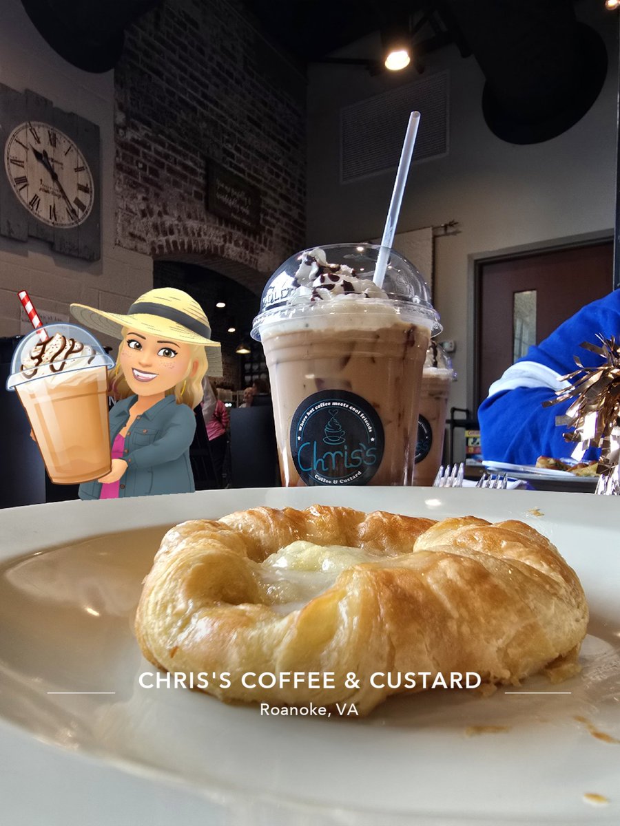 Wobyn98's tweet photo. Breakfast with my sis!! https://t.co/huVzpApGCb