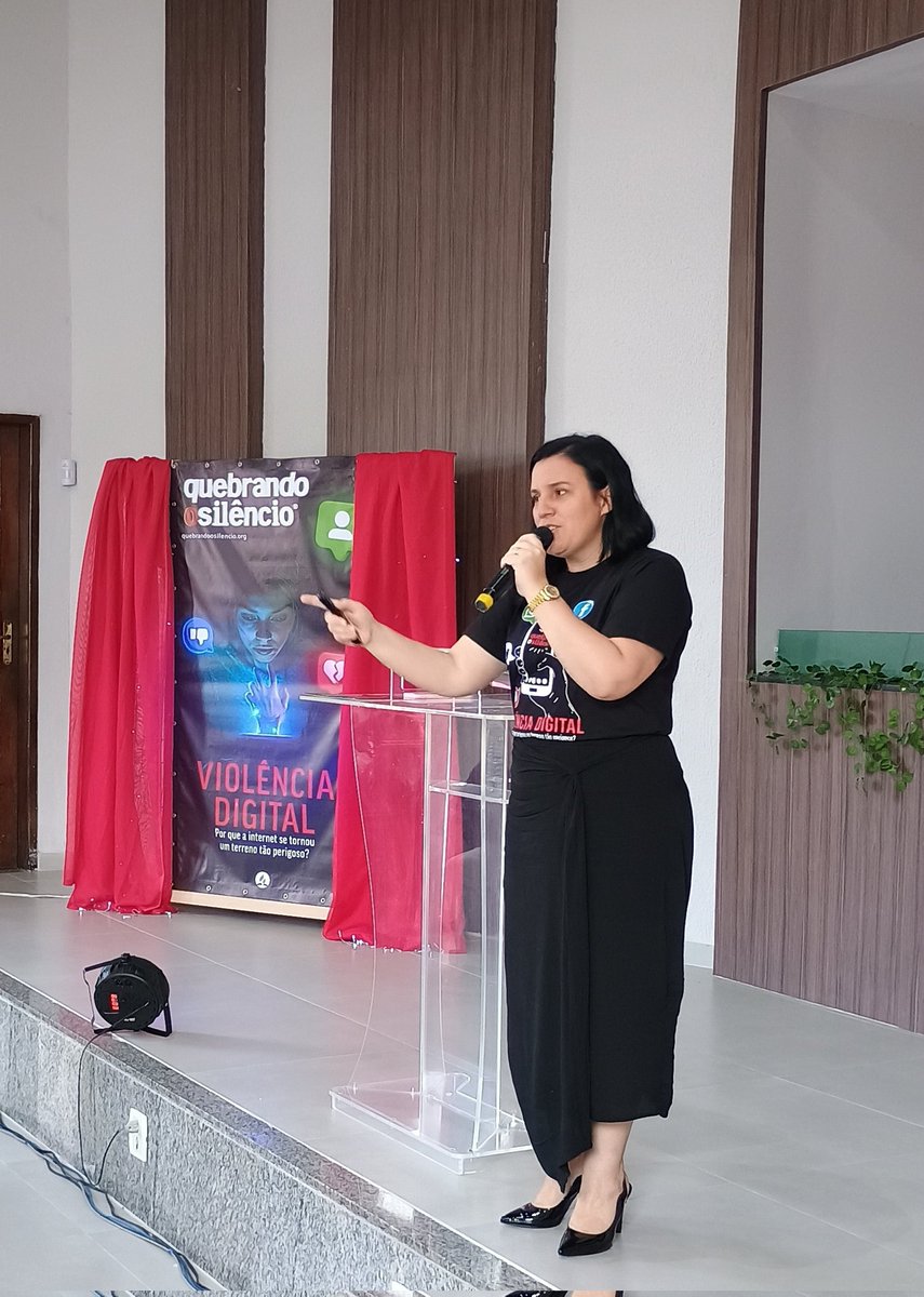 Hoje na IASD Paulista - Culto especial Quebrando Silêncio. 
Violência Digital. 
Tema importantíssimo em nossos dias. 
Palestra da professora Sarah
<a href="/iasdape/">Adventistas PE Leste</a> <a href="/PrPauloKi/">Paulo Fernando Gomes</a> <a href="/prromulofreitas/">pr. Rômulo Freitas</a>