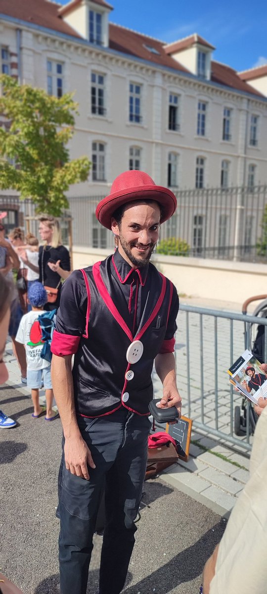 #Weekend #RuesBarrees #Auxerre avec #EitisMagia 🪄
@EitisMagia