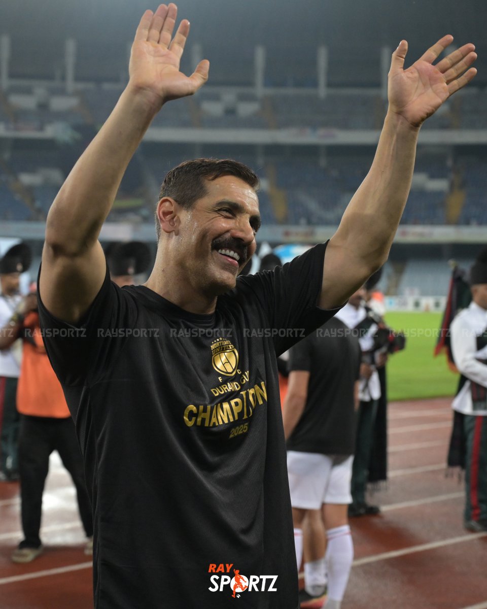 raysportzbangla's tweet image. ছবি: ২০২৫ ডুরান্ড কাপ জিতে আবেগে ভাসলেন নর্থইস্ট ইউনাইটেড কর্ণধার জন আব্রাহাম...

#RaySportz #NEUFC #JohnAbraham #DurandCup2025 #IndianFootball