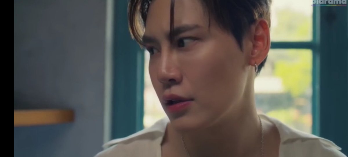 Bizim bebek vampir gene küstü 
#RevampSeriesEP1