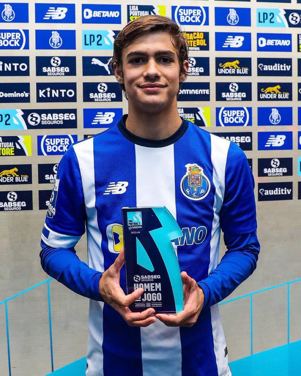 365scores🚨🚨🚨🚨🚨🚨🚨🚨🚨🚨🚨

رودريجو مورا منفتح على الانتقال إلى الدوري السعودي بسبب مخاوفه من الجلوس على مقاعد البدلاء في بورتو...