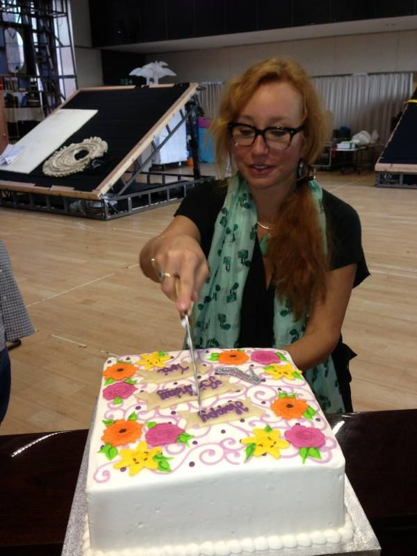 oi gente desculpa pelo nosso sumiço, voltamos pra desejar feliz aniversário (atrasado) pra uma das maiores artistas femininas da história, feliz aniversário tori 💗💗💗