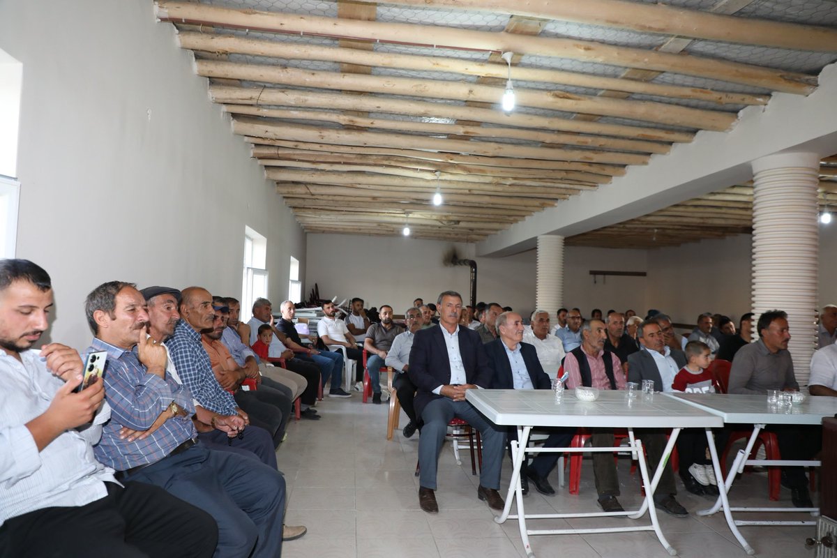 ✨Halkla Buluşmalarımız Devam Ediyor

🔹Katılımcı yerel yönetim anlayışımızla mahalle mahalle halkımızla bir araya geliyor, sorunları birlikte konuşuyor, çözümleri birlikte üretiyoruz.

📍 Bugünkü durağımız: Sağmalı (Noşar) Mahallesi  
Eşbaşkanlarımız Sakine Kutpınar ve Ecevit