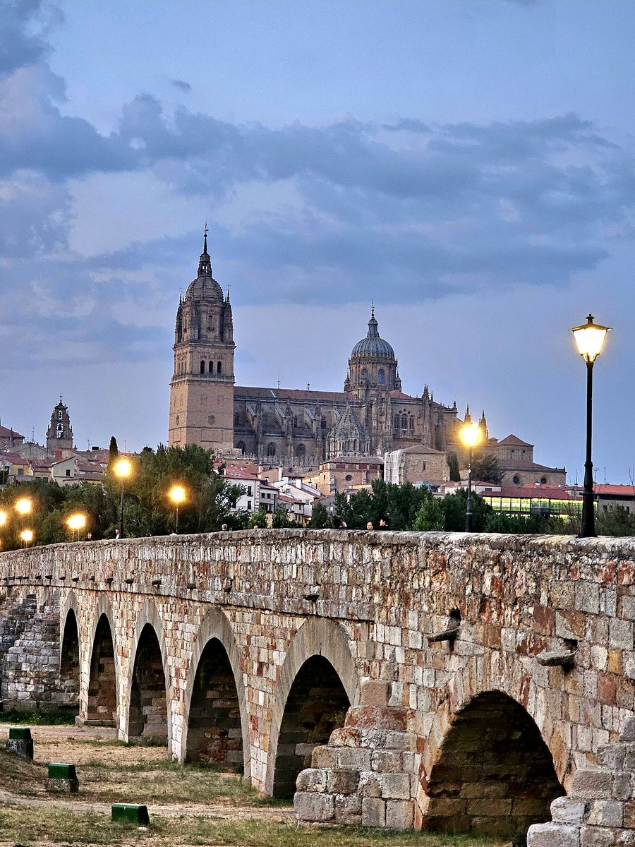 menacho1981's tweet image. Hola Salamanca!!!!!
