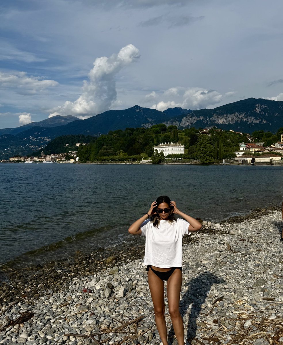 WeiiiYiing's tweet photo. Lost in Bellagio, feeling Bella  🌊☀️ https://t.co/Q52pnEUaiH