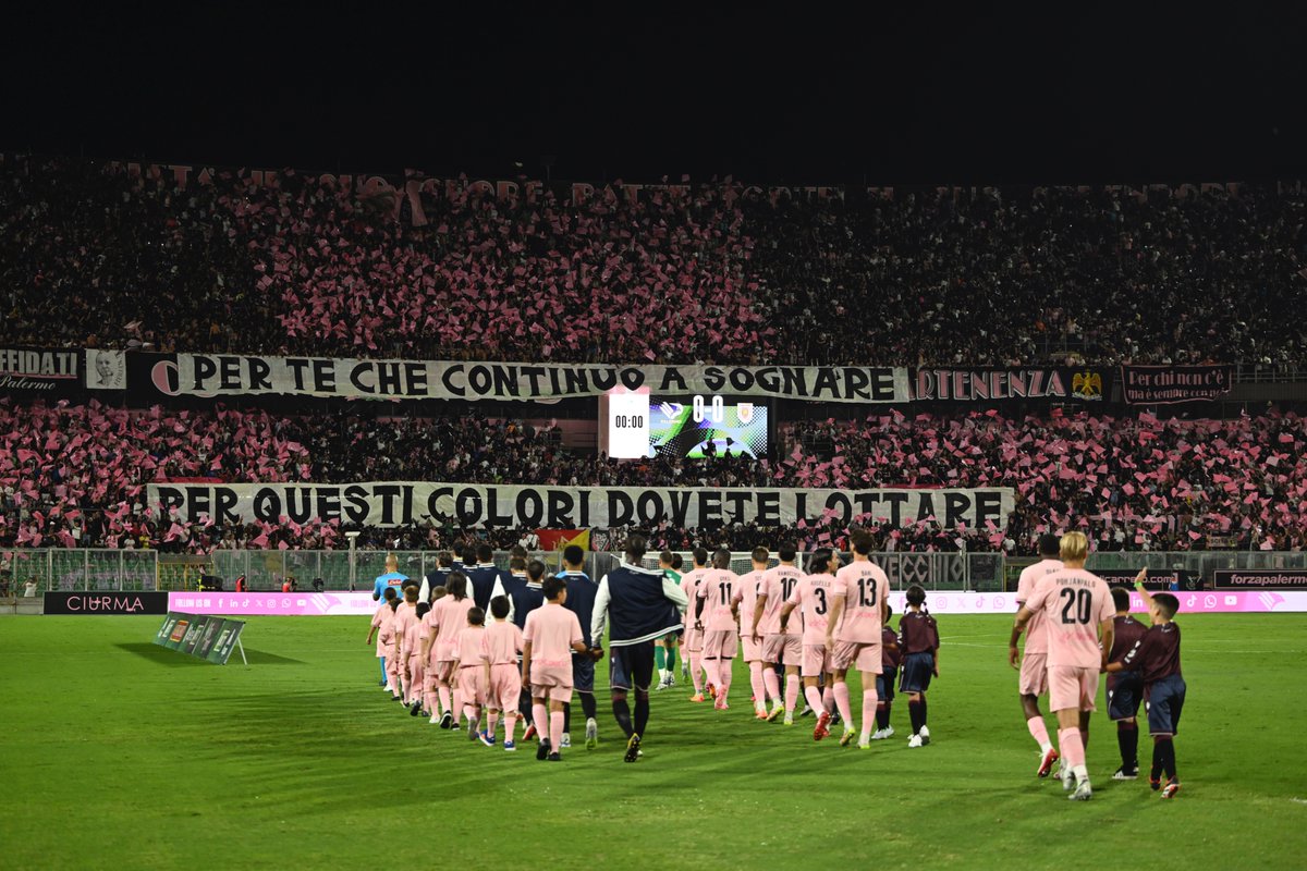 La magia del Barbera 🩷🖤

#PalermoReggiana | #siamoaquile 🦅