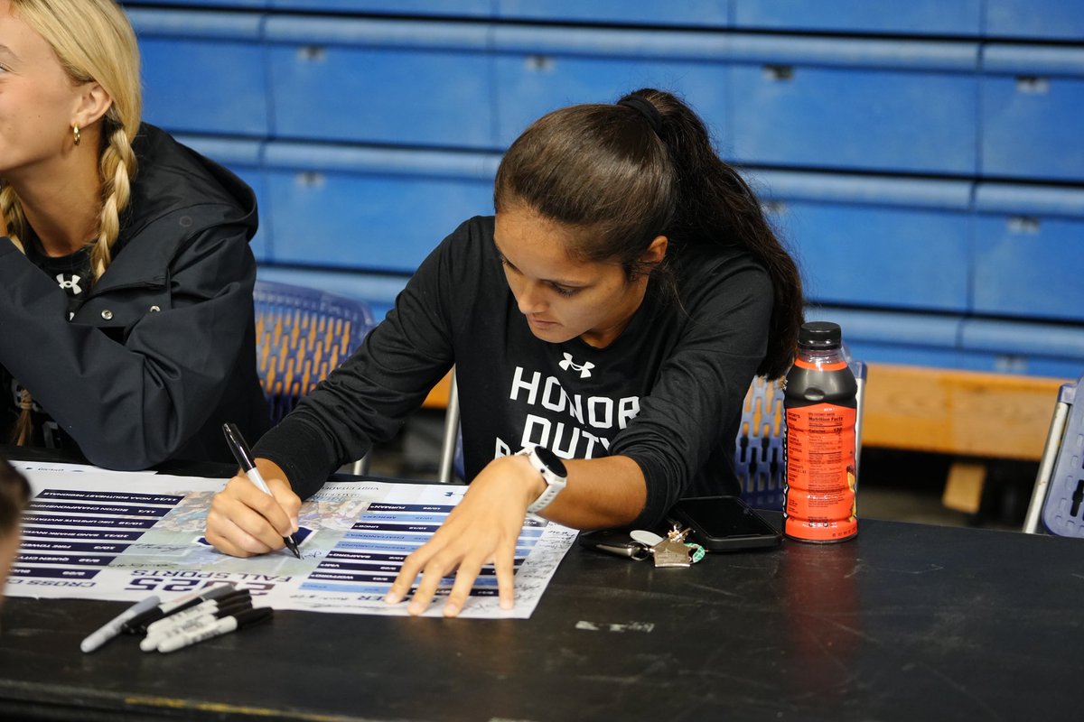 𝐌𝐞𝐞𝐭 𝐭𝐡𝐞 𝐁𝐮𝐥𝐥𝐝𝐨𝐠𝐬 𝟐𝟎𝟐𝟓 ✅✍️

#HonorDutyRespect