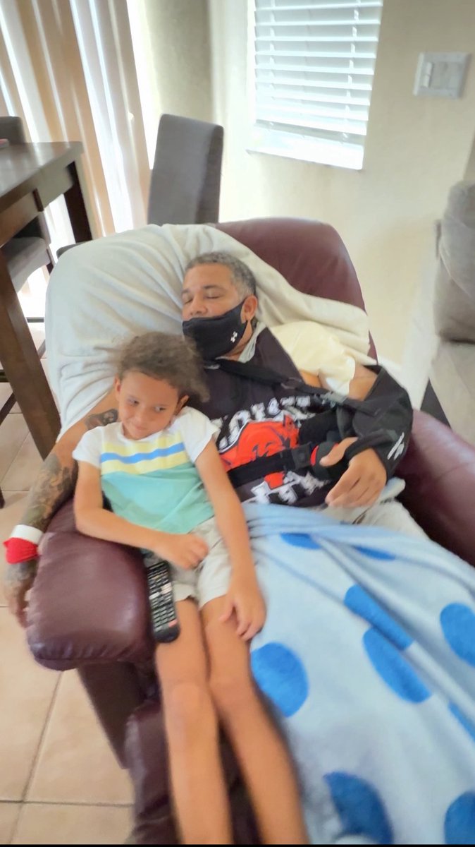 SupaZR7's tweet photo. https://t.co/WAQNcazdRe via @YouTube wishing my dad a speedy recovery guys. #linglingkwong #Youtuber #support https://t.co/kVzC3pom3g